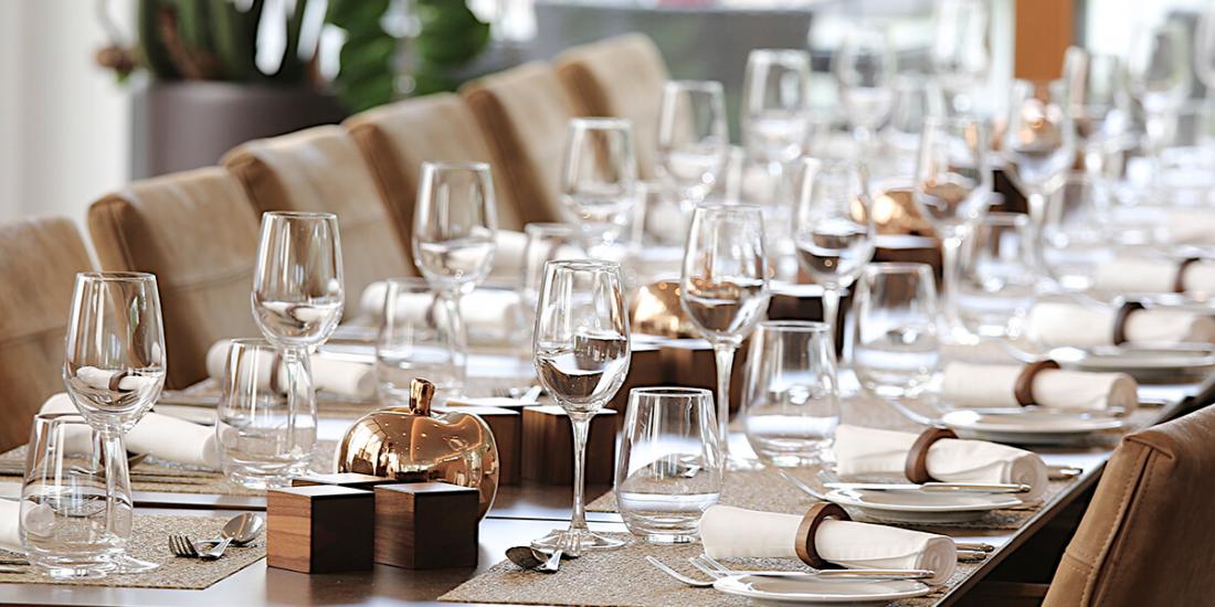 dekorierter Restauranttisch