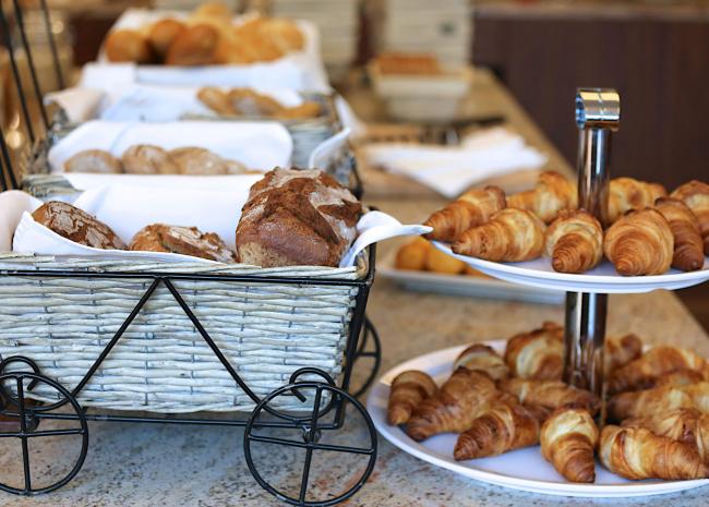 Brötchen - Croissants Brötchen - Croissants