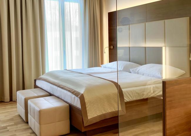 Bed in suite